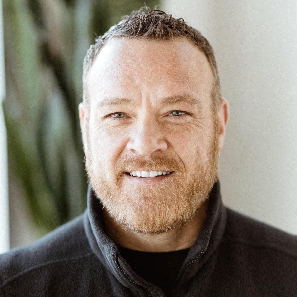 "Daniel Eppinga, Executive Business Architect and partner at Digital Culture Architects, expert in business finance, corporate development, and operational alignment with over 25 years of leadership experience.