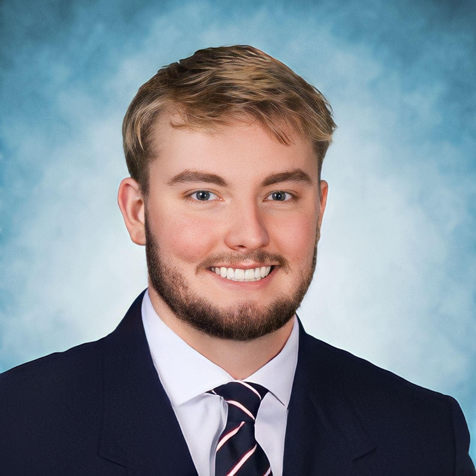 Logan Kuper, Junior Analyst at Digital Culture Architects, skilled in business process mapping, sales operations, consulting, and executive leadership with expertise in Zoho, ASI, Sage, and fitness training.